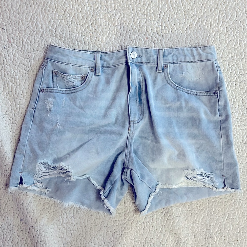 No Boundaries High Rise Destructed Midi Shorts. Never Worn Before.